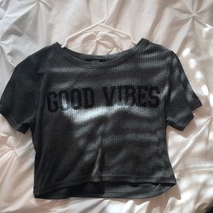 Good vibes crop top